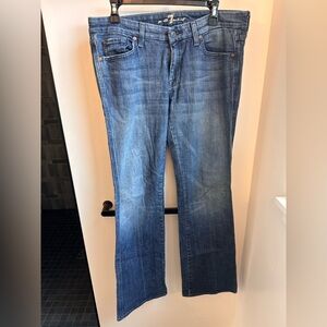 7 For All Mankind Women’s Boot Cut Jeans size 32